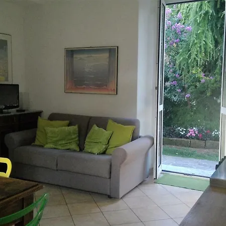 All'ombra Dei Tassi Dom wakacyjny Mandello del Lario